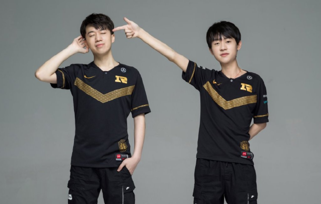 面貌更为成 面貌更为成