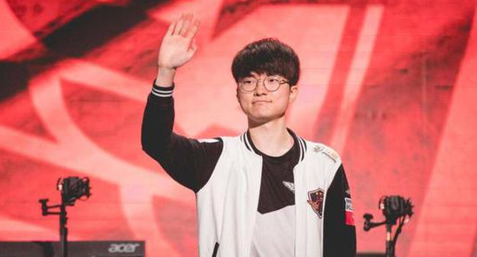 灰熊的较量 灰熊的较量