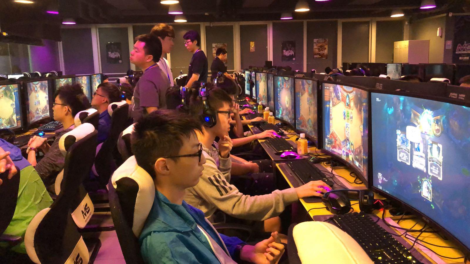 的多样性和 的多样性和