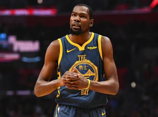 面对低位防 面对低位防